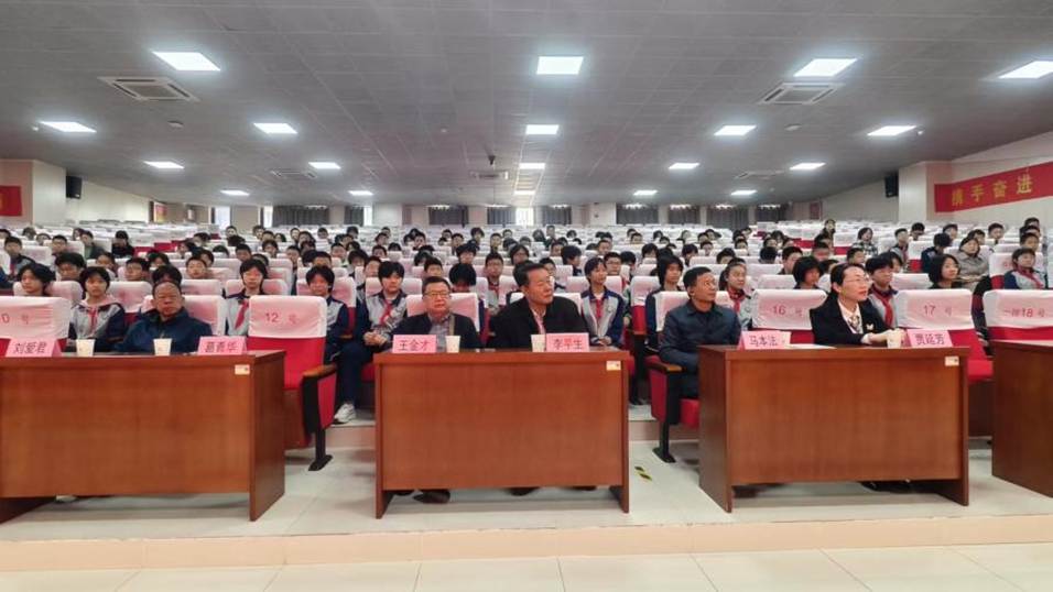 f2de58a95939b2561947cb3a9612a5e